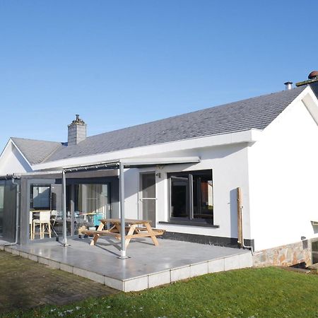 Sophisticated Holiday Home In Lierneux Near Forest エクステリア 写真