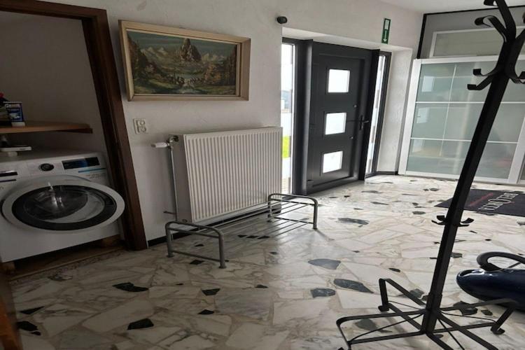 Sophisticated Holiday Home In Lierneux Near Forest エクステリア 写真