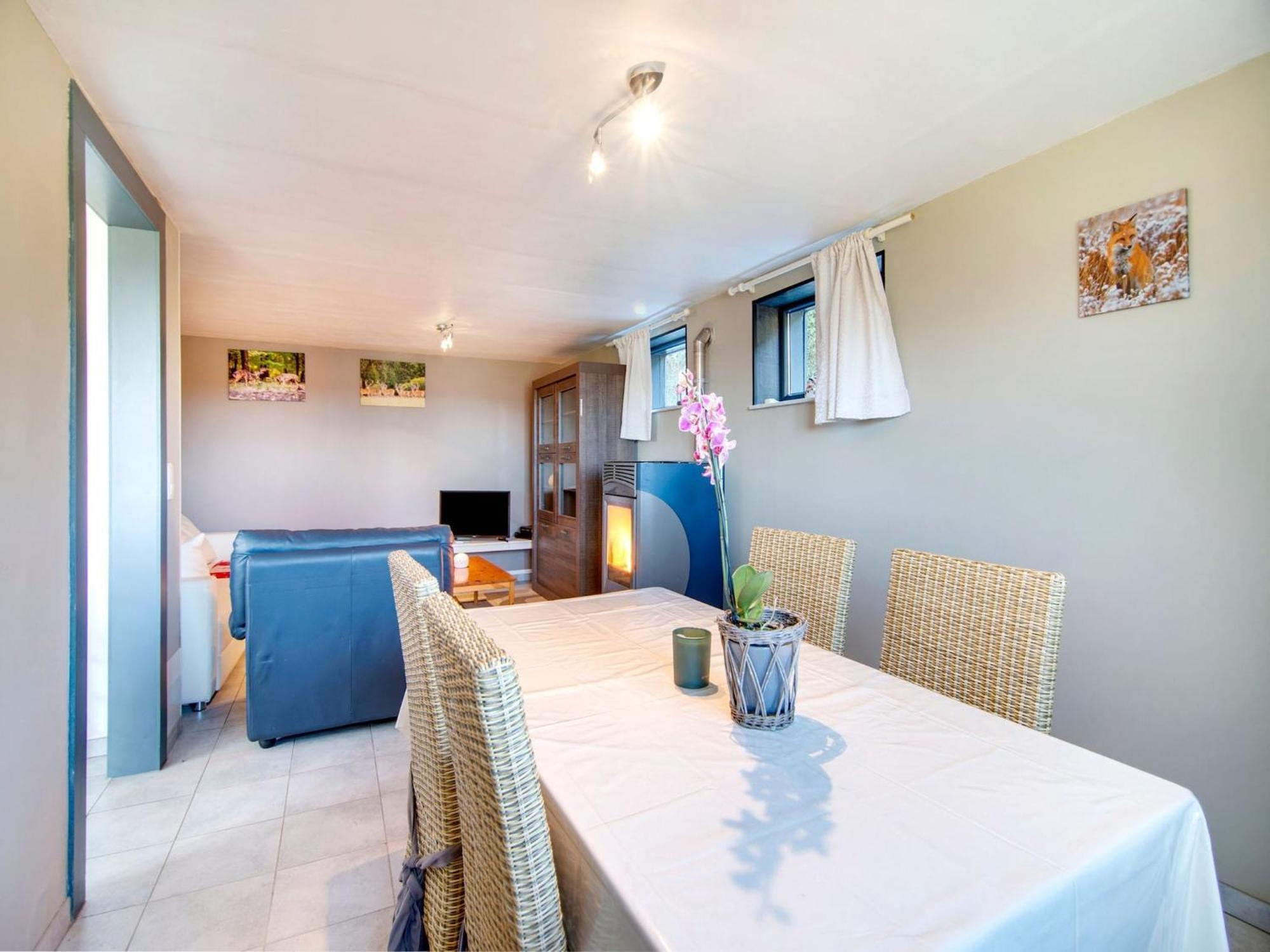 Sophisticated Holiday Home In Lierneux Near Forest エクステリア 写真